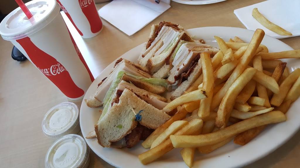 Hot Off The Grill | restaurant | 9945 Warner Ave, Fountain Valley, CA 92708, USA | 7145933000 OR +1 714-593-3000