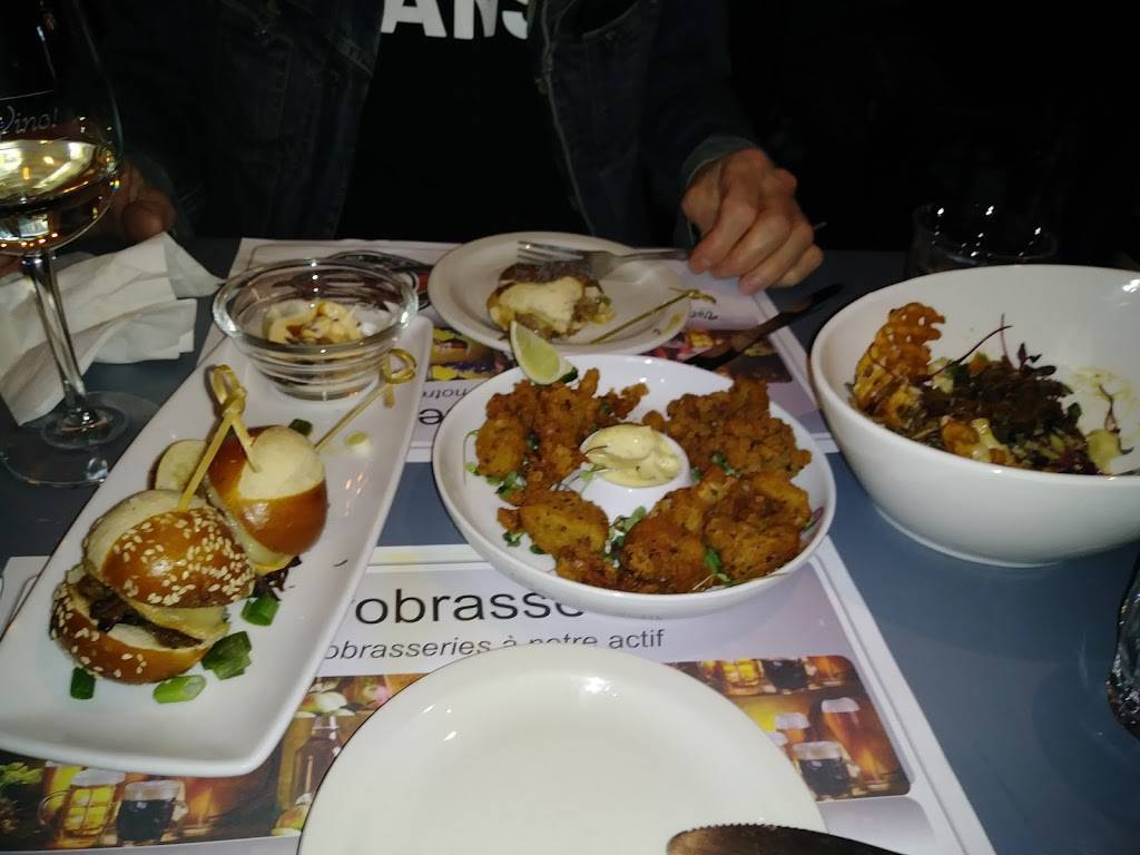 Pub Café La Maîtresse | restaurant | 144 Rue Champlain, Salaberry-de-Valleyfield, QC J6T 1X2, Canada | 4503711000 OR +1 450-371-1000