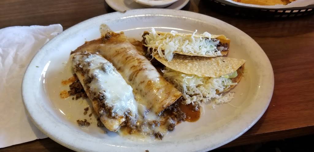 Los Avina Mexican Restaurant | restaurant | 201 SW Archer Rd, Archer, FL 32618, USA | 3524951314 OR +1 352-495-1314