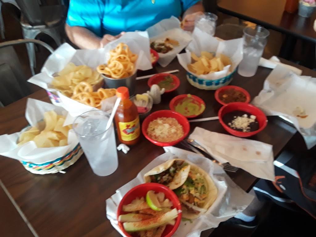 Locos Taqueria | restaurant | 92 Knollwood Blvd, Montgomery, AL 36117, USA | 3346762383 OR +1 334-676-2383
