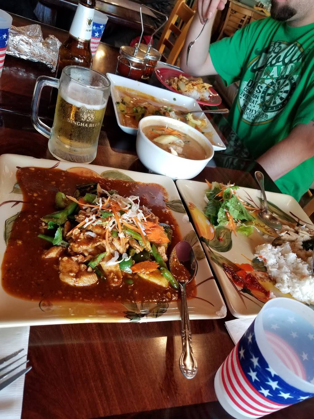 Bay Bar & Grill | restaurant | 209 Esplanade, Capitola, CA 95010, USA | 8318542244 OR +1 831-854-2244