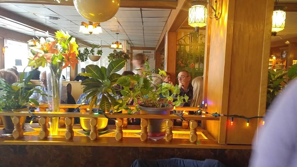 Maxime | restaurant | 444 Rue Saint-Jean, Drummondville, QC J2B 5L6, Canada | 8194750000 OR +1 819-475-0000