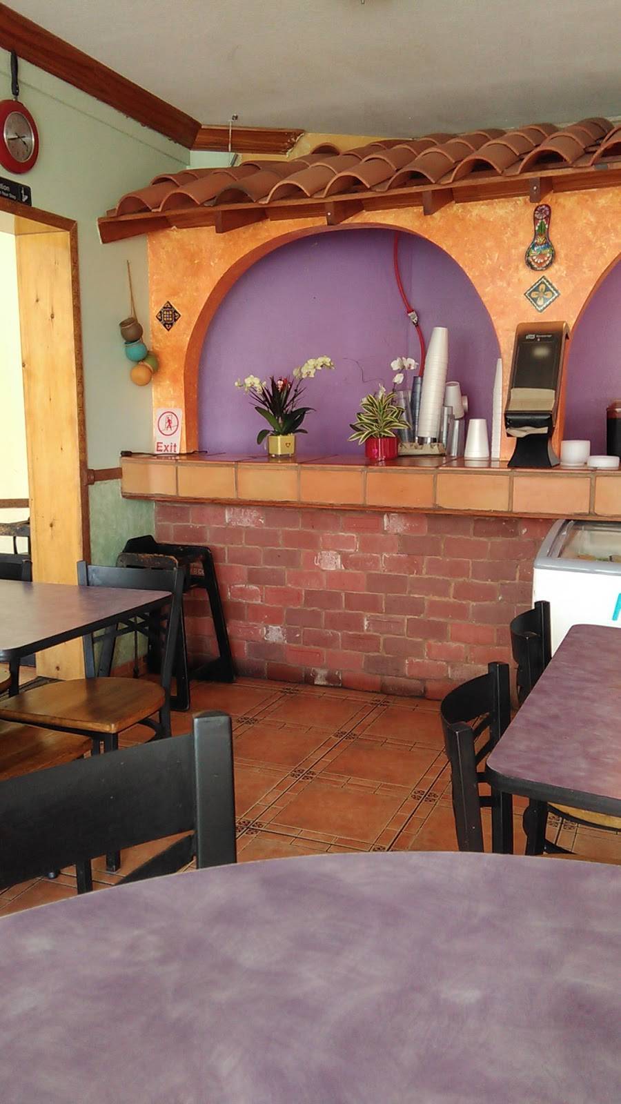 Taqueria Taco Riendo | restaurant | 127 W Main St, Apopka, FL 32703, USA | 4078890300 OR +1 407-889-0300