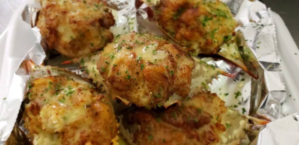 Crab Craze | restaurant | 842 6th St NW, Winter Haven, FL 33881, USA | 8632684771 OR +1 863-268-4771