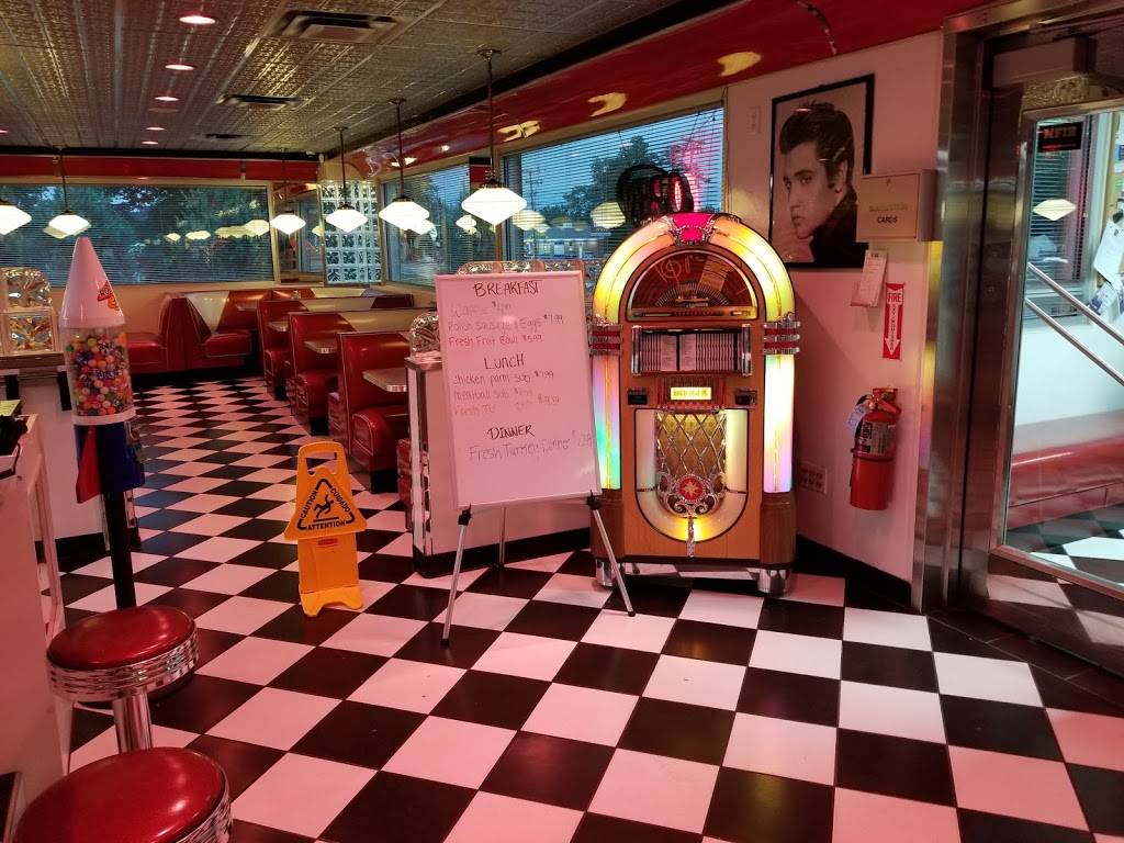Blast from the Past Too Diner | restaurant | 623 US-1, Scarborough, ME 04074, USA | 2078833500 OR +1 207-883-3500