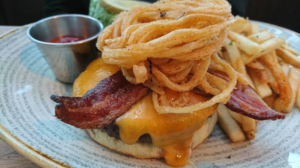 Scroll Bar Waterside Kitchen | restaurant | 223 Twin Dolphin Dr, Redwood City, CA 94065, USA | 6505989000 OR +1 650-598-9000