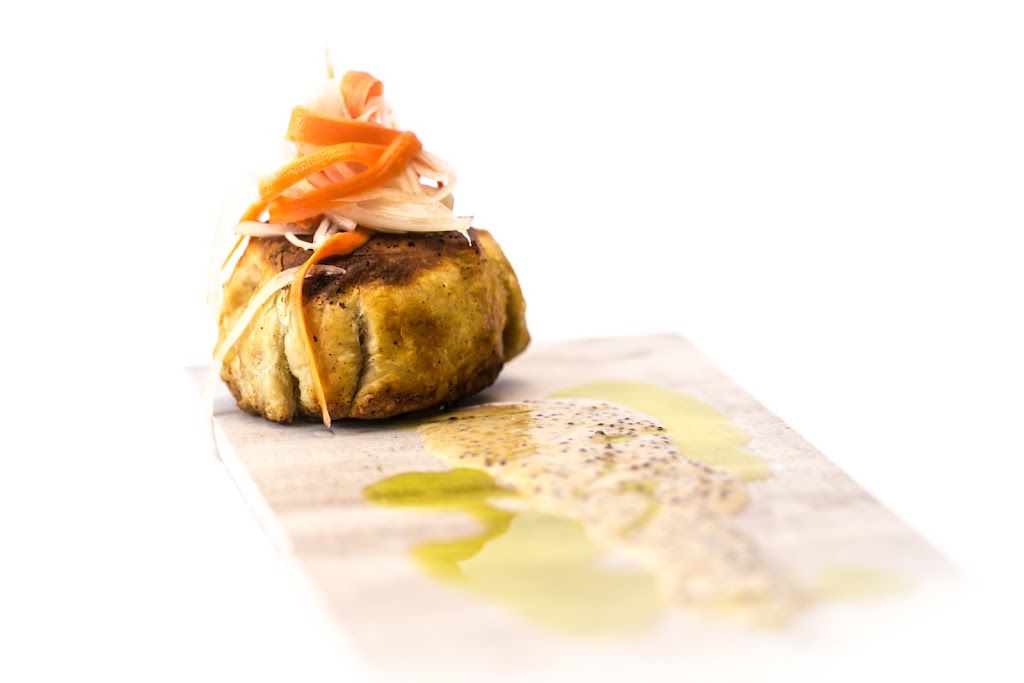 Lightning Will Bar & Grill | restaurant | 305 NW 21st Ave, Portland, OR 97209, USA | 5033278203 OR +1 503-327-8203