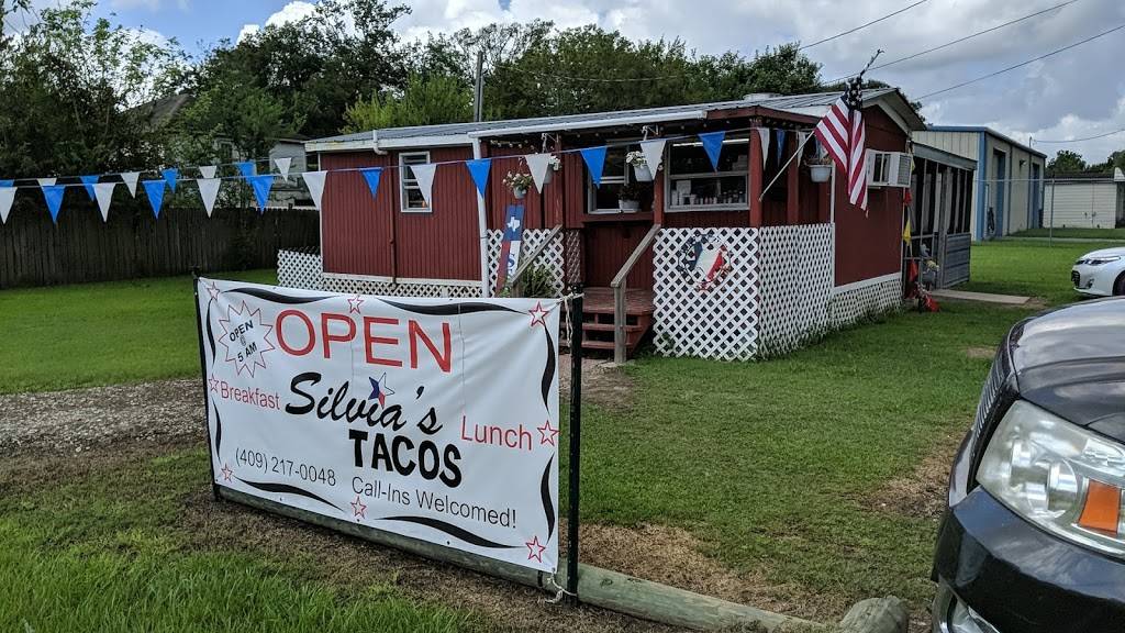 Silvias Tacos | restaurant | 3303 Taft Ave, Groves, TX 77619, USA | 4092170048 OR +1 409-217-0048