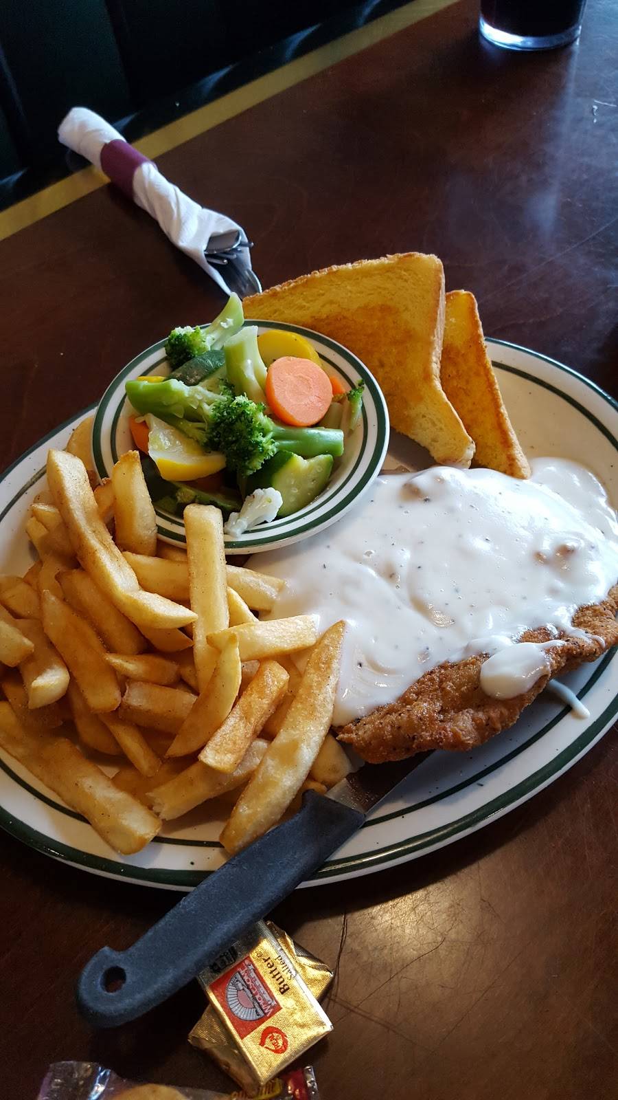 Mel & Fayes Diner | restaurant | 31 CA-88, Jackson, CA 95642, USA | 2092230853 OR +1 209-223-0853