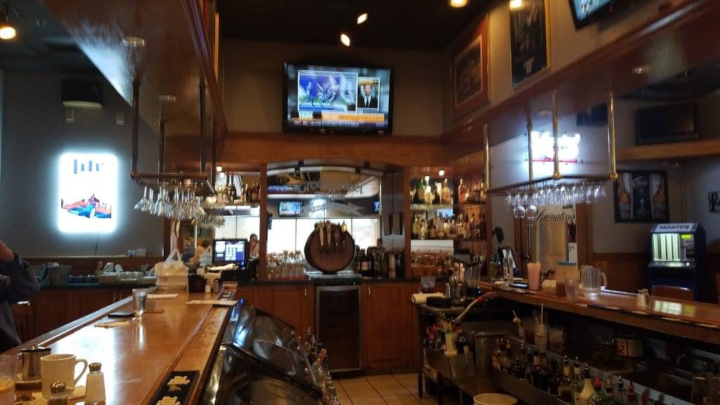 Green Street Pub and Eatery | restaurant | 911 N Green St, Brownsburg, IN 46112, USA | 3178526644 OR +1 317-852-6644