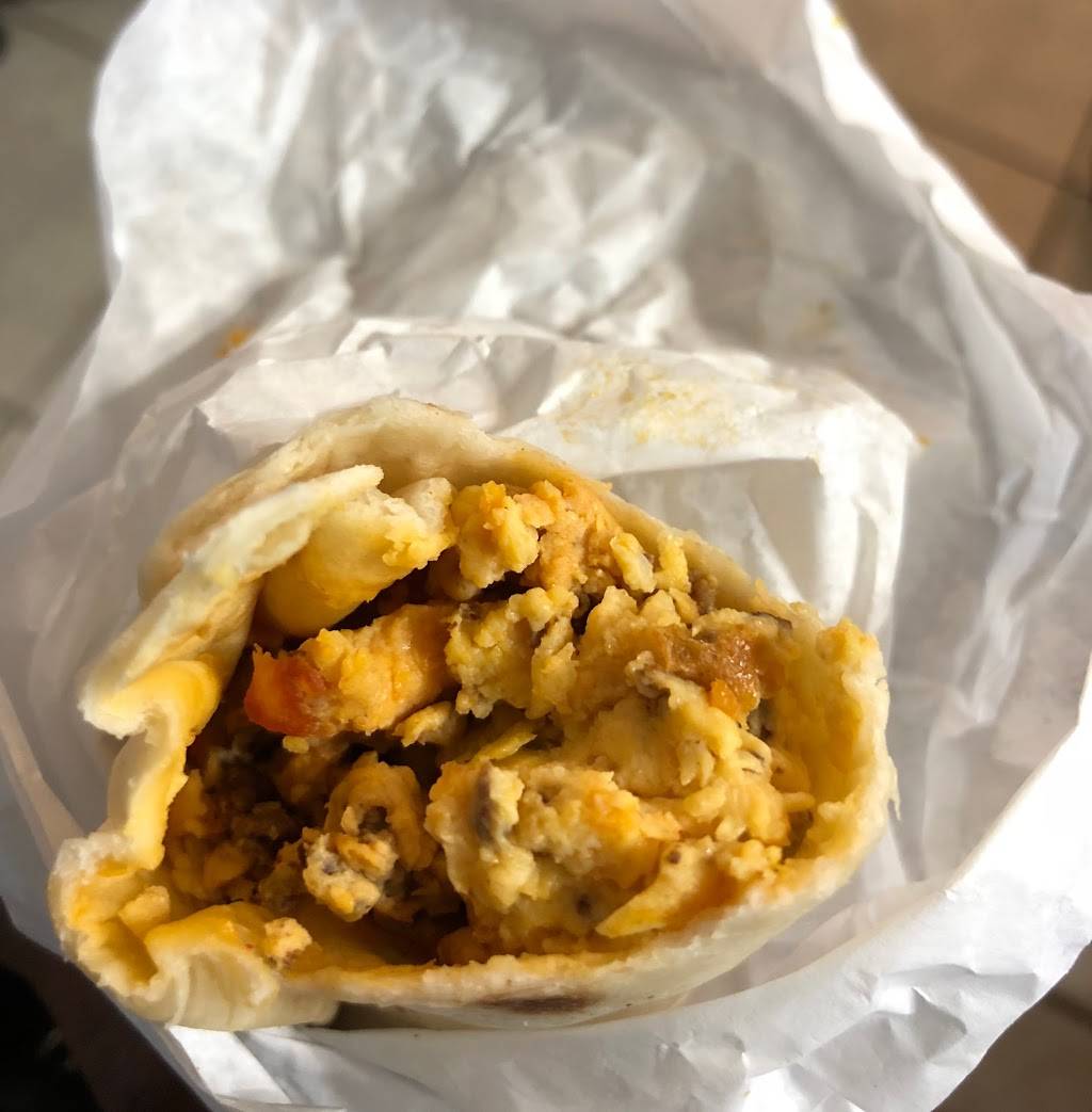 Whataburger | restaurant | 961 W Belt Line Rd, DeSoto, TX 75115, USA | 9722743065 OR +1 972-274-3065