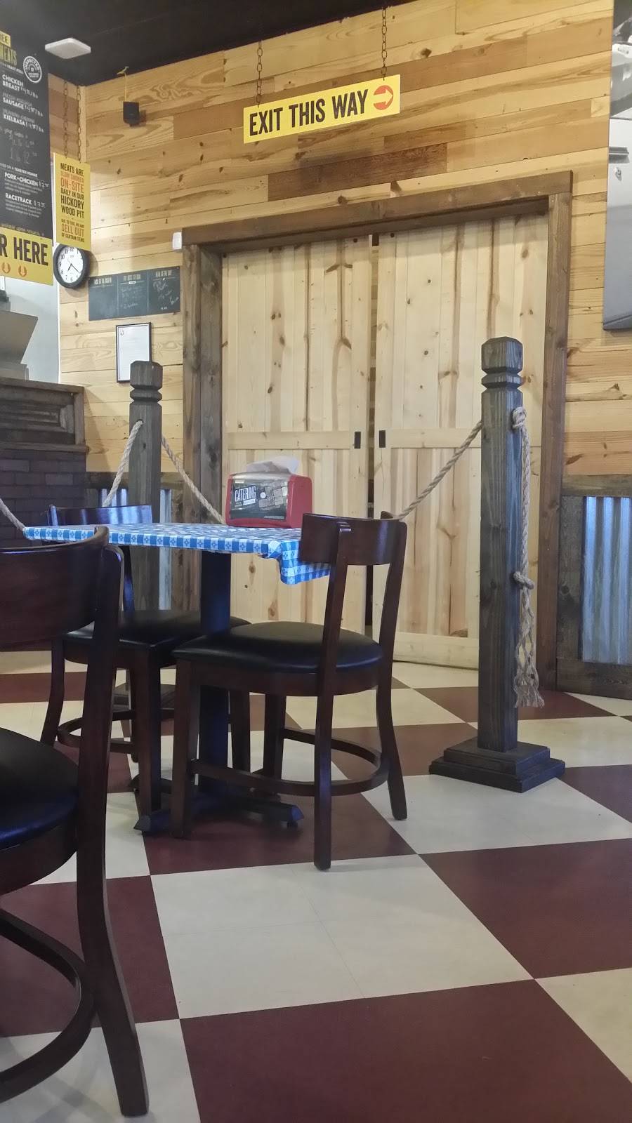 Dickeys Barbecue Pit | restaurant | 8624 Pendleton Pike, Indianapolis, IN 46226, USA | 3178360980 OR +1 317-836-0980