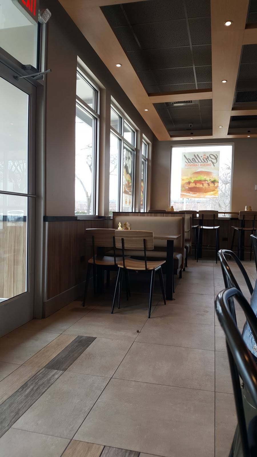 Burger King | restaurant | 1775 N Farnsworth Ave, Aurora, IL 60505, USA | 3314314015 OR +1 331-431-4015