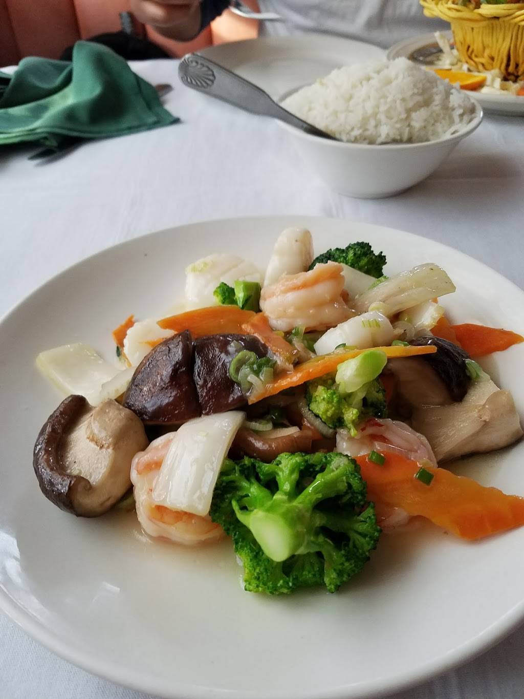 CinCin Restaurant | restaurant | 7838 Germantown Ave, Philadelphia, PA 19118, USA | 2152428800 OR +1 215-242-8800