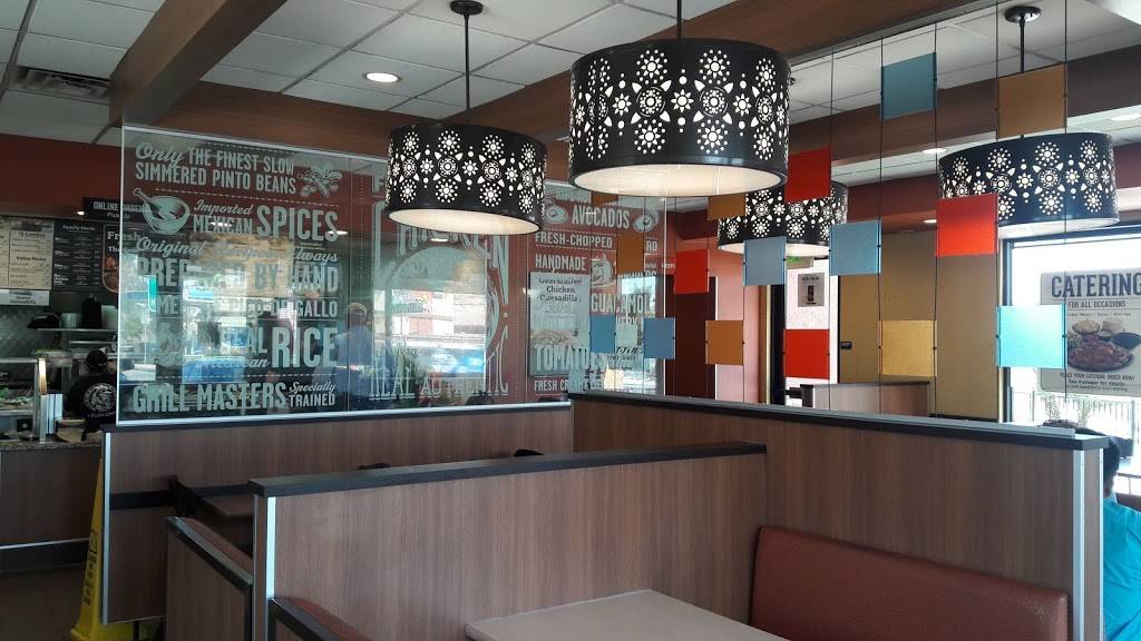 El Pollo Loco | restaurant | 3701 California Ave, Bakersfield, CA 93309, USA | 6613224887 OR +1 661-322-4887