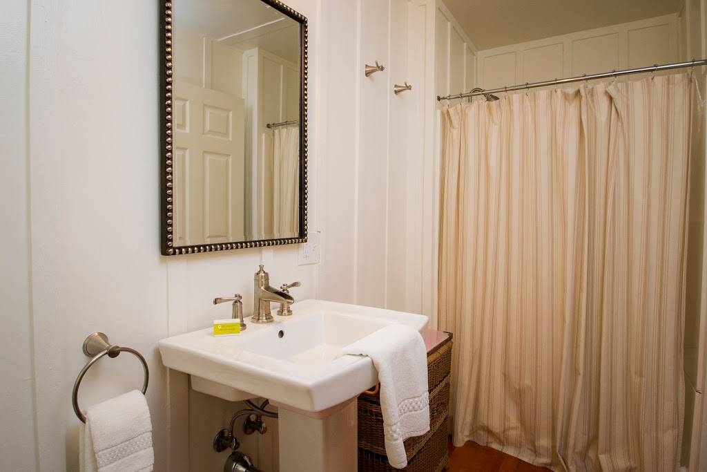 Dawn Ranch Lodge & Agriculture Public House | restaurant | 16467 CA-116, Guerneville, CA 95446, USA | 7078690656 OR +1 707-869-0656