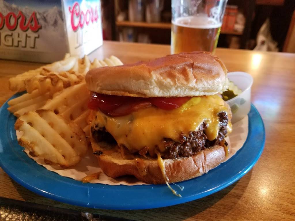 CJs Pub | restaurant | 236 S Michigan St, South Bend, IN 46601, USA | 5742335981 OR +1 574-233-5981