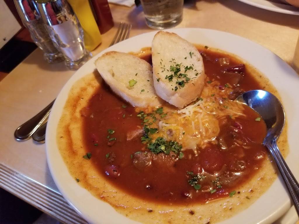 Bluebird Restaurant & Tavern | restaurant | 102 E River St, Leland, MI 49654, USA | 2312569081 OR +1 231-256-9081