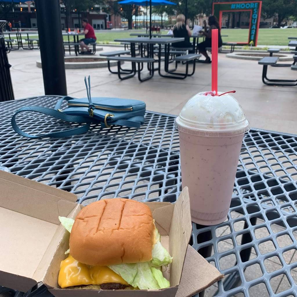 Square Burger | restaurant | 225 E Martin St, Raleigh, NC 27601, USA | 9198966600 OR +1 919-896-6600