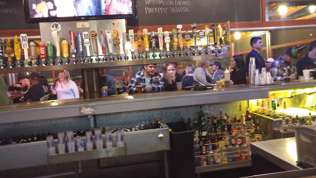 Schooners Patio Grille | restaurant | 22903 Soledad Canyon Rd, Santa Clarita, CA 91350, USA | 6613884765 OR +1 661-388-4765