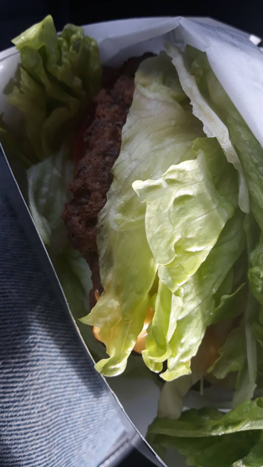 Carls Jr. | restaurant | 524 Inland Center Dr, San Bernardino, CA 92408, USA | 9098845514 OR +1 909-884-5514