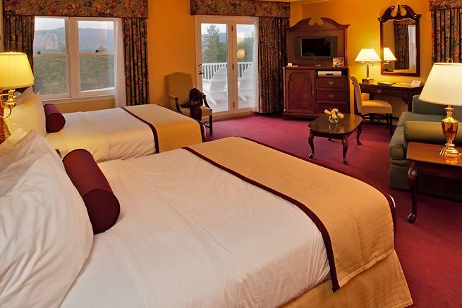 The White Mountain Hotel & Resort | restaurant | 87 Fairway Dr, North Conway, NH 03860, USA | 6033567100 OR +1 603-356-7100