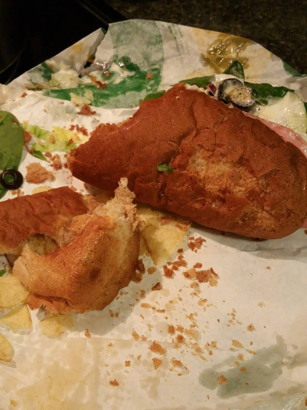 Subway Restaurants | restaurant | 1280 E Tipton St, Seymour, IN 47274, USA | 8125238106 OR +1 812-523-8106