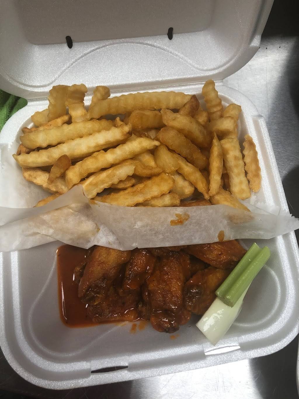 Touchdown Wings at Atlanta | restaurant | 2462 M.L.K. Jr Dr SW, Atlanta, GA 30311, USA | 4046991008 OR +1 404-699-1008