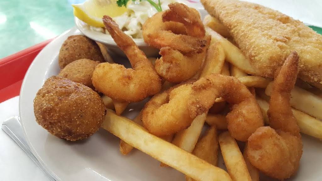 The Lighthouse Seafood | restaurant | 1212 Fredericksburg Rd, San Antonio, TX 78201, USA | 2107859333 OR +1 210-785-9333