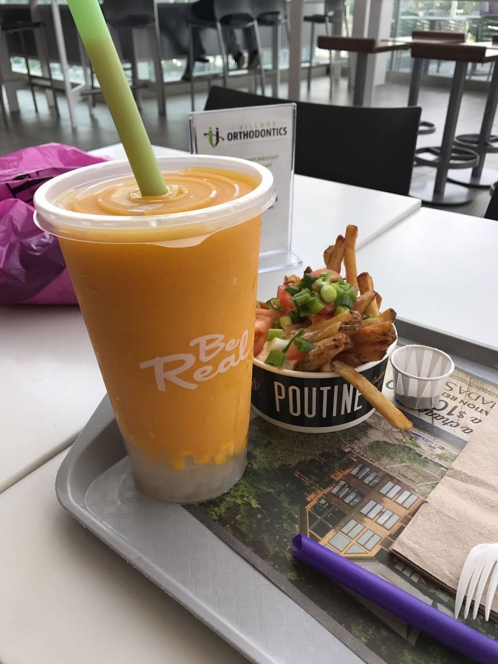 New York Fries - Erin Mills Town Centre | restaurant | 5100 Erin Mills Pkwy, Mississauga, ON L5M 4Z5, Canada | 9055696560 OR +1 905-569-6560