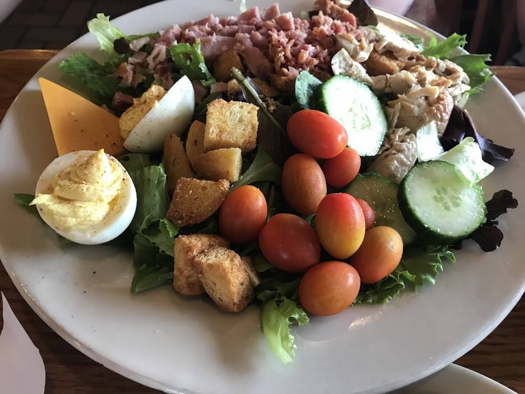 Cracker Barrel Old Country Store | restaurant | 636 67th St Cir E, Bradenton, FL 34208, USA | 9417467886 OR +1 941-746-7886