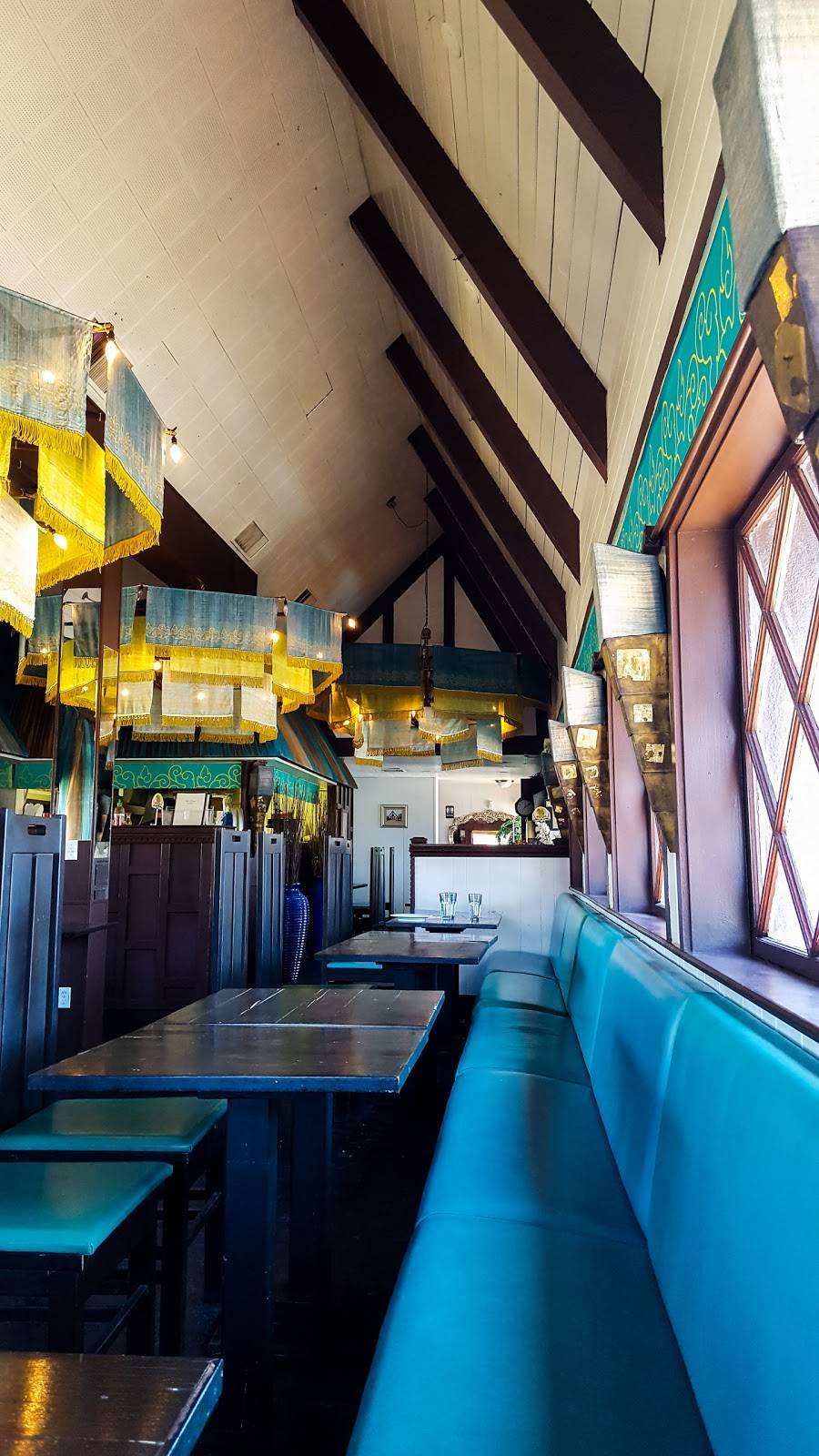 Thais Corner Cuisine | restaurant | 14816 1st Ave S, Burien, WA 98168, USA | 2062435889 OR +1 206-243-5889