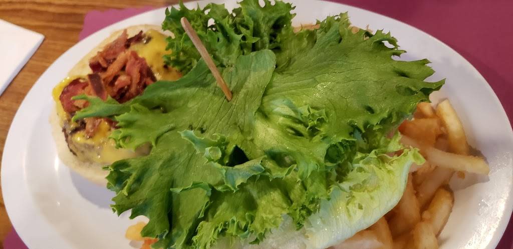 Buzzys Food & Spirits | cafe | 3283, 200 Stelton Rd, Piscataway Township, NJ 08854, USA | 7327522229 OR +1 732-752-2229