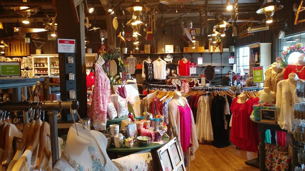 Cracker Barrel Old Country Store | restaurant | 220 Leon Smith Pkwy, Oxford, AL 36203, USA | 2568356700 OR +1 256-835-6700