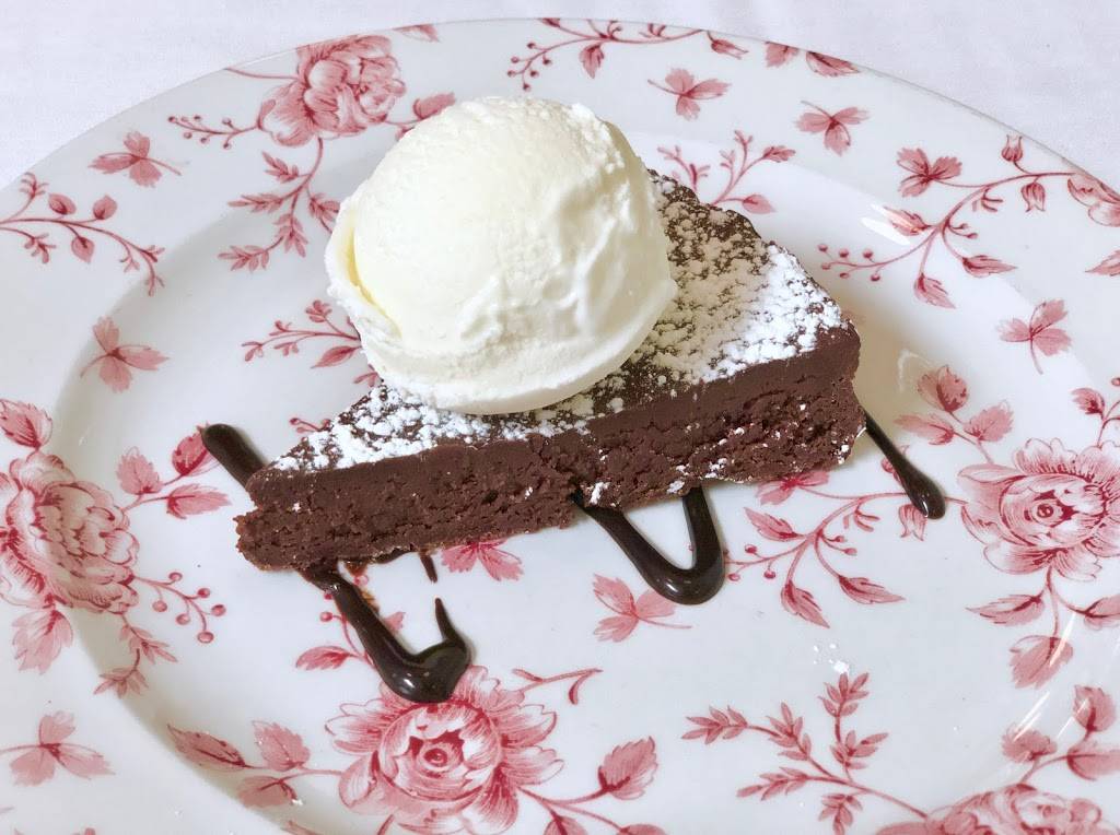 Chez Billy Sud | restaurant | 1035 31st St NW, Washington, DC 20007, USA | 2029652606 OR +1 202-965-2606