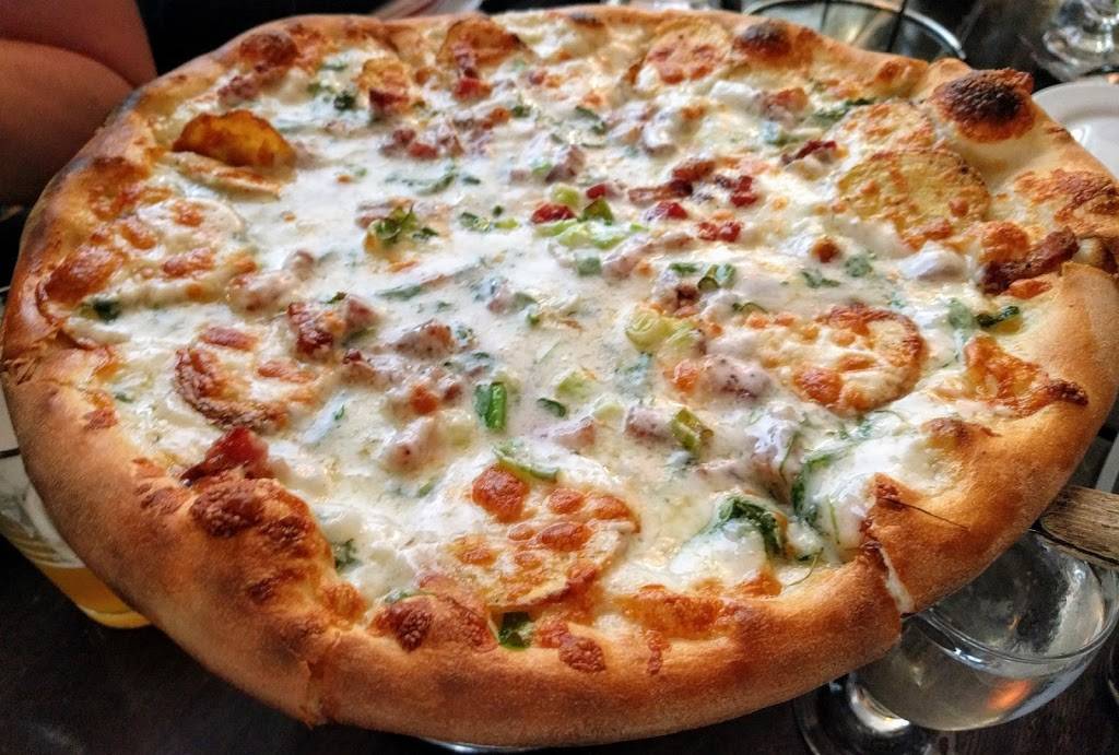 Pizza Moda | restaurant | 1401 University Ave, Berkeley, CA 94702, USA | 5108415200 OR +1 510-841-5200