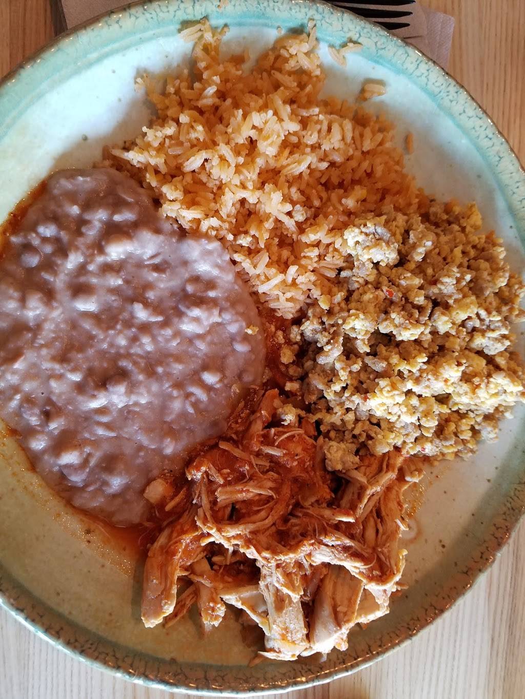 Abuelitas | restaurant | 6400 Midlothian Turnpike, Richmond, VA 23225, USA | 8049972602 OR +1 804-997-2602