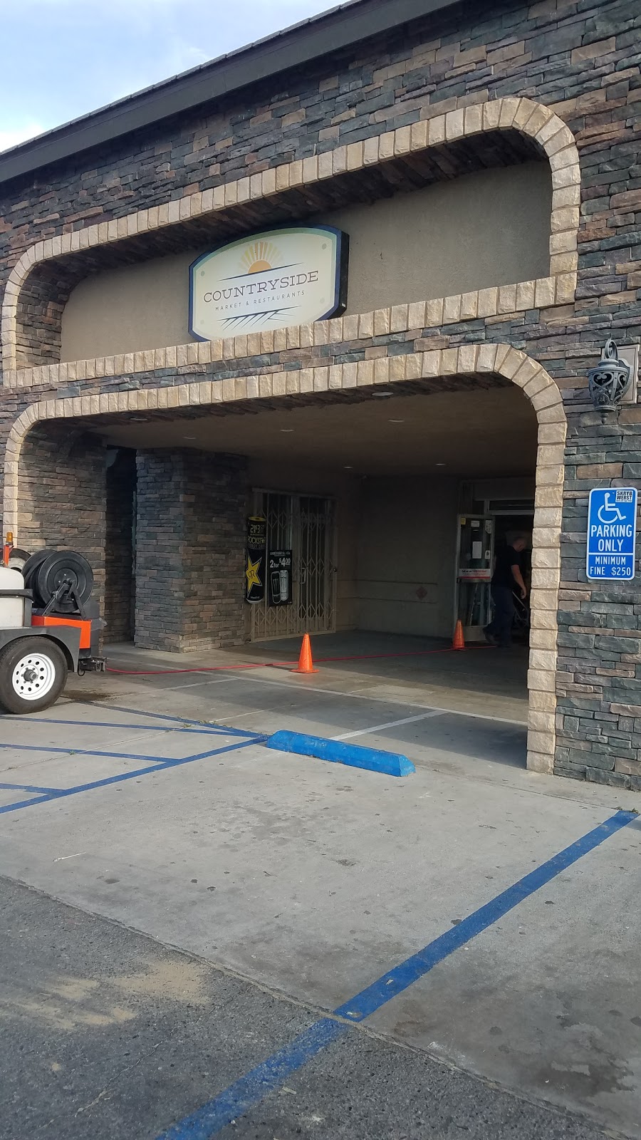 Shell | restaurant | 683 N Thompson Rd, Tipton, CA 93272, USA | 5597524582 OR +1 559-752-4582