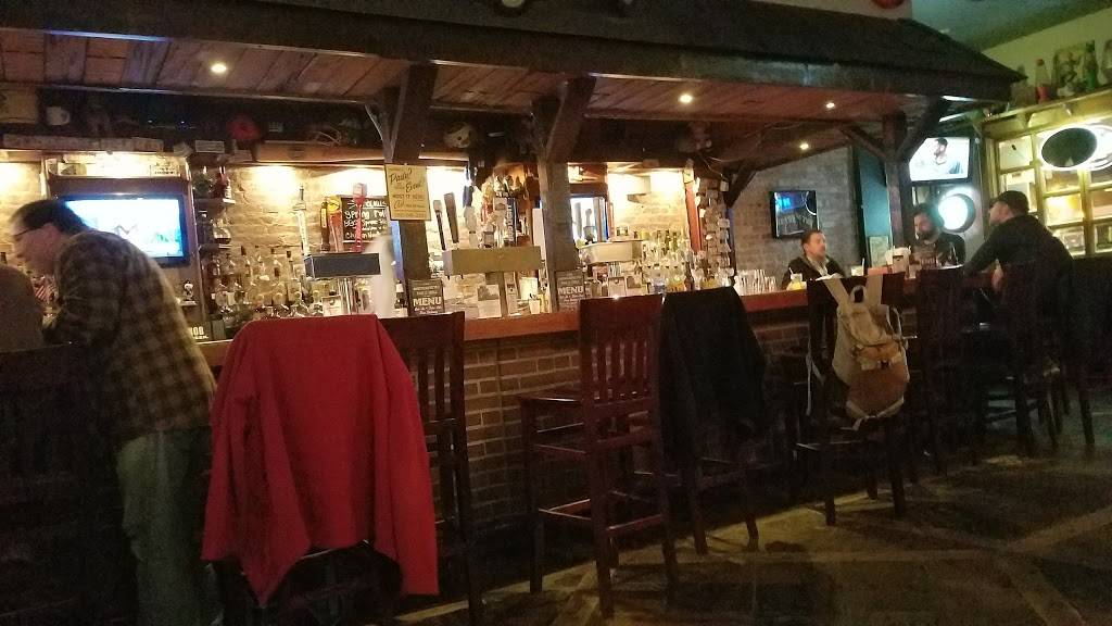 The American Retro Bar & Grill | restaurant | 714 11th Ave, New York, NY 10019, USA | 2122452203 OR +1 212-245-2203