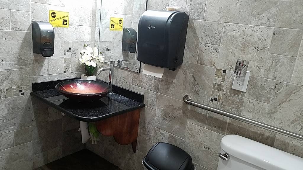 Chopstix Express | restaurant | 3842 Liberty St, Erie, PA 16509, USA | 8148688655 OR +1 814-868-8655