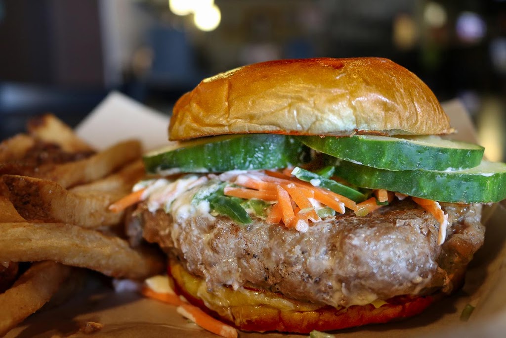 The Tin Cow | restaurant | 102 S Palafox St, Pensacola, FL 32502, USA | 8504662103 OR +1 850-466-2103