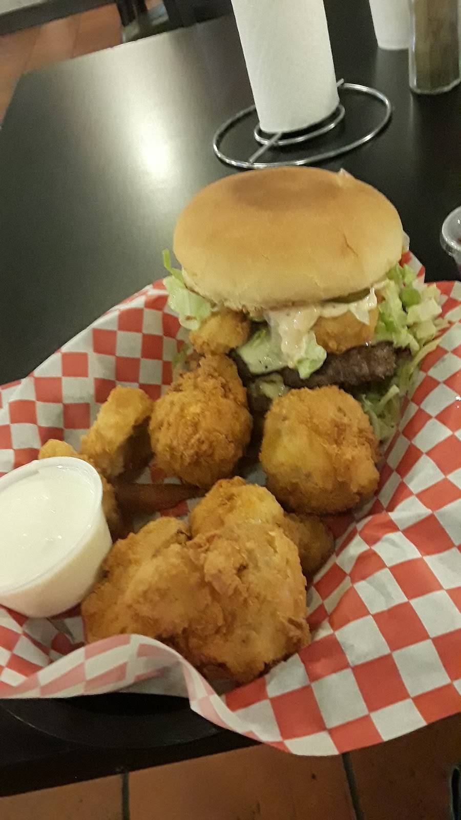 Uncle Bos Hamburgers & Deli | restaurant | 640 W Debbie Ln # 170, Mansfield, TX 76063, USA | 8174537476 OR +1 817-453-7476