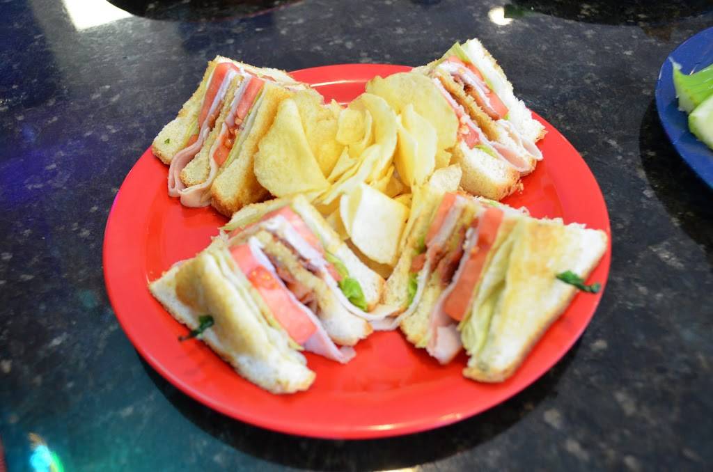 Mr Chubbys - Fleming Island | restaurant | 2349 Village Square Pkwy #101, Fleming Island, FL 32003, USA | 9042729464 OR +1 904-272-9464