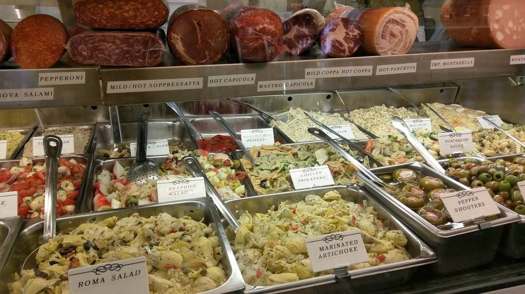 Frankies Deli | restaurant | 4, Yorktown Shopping Center, Lombard, IL 60148, USA | 6306277977 OR +1 630-627-7977