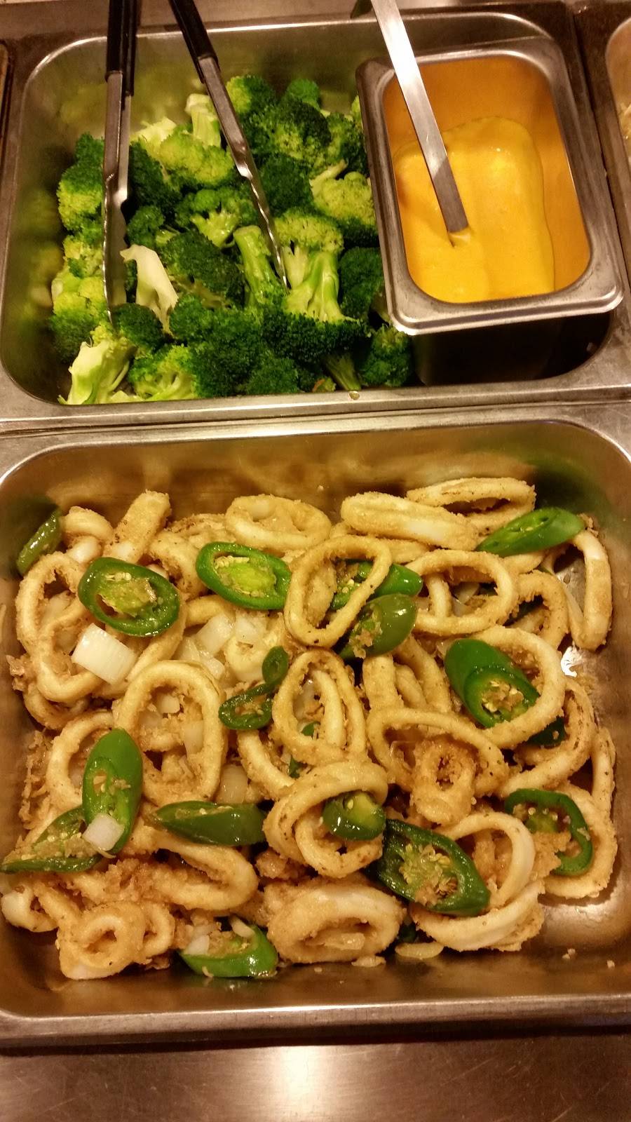 Golden Buffet | restaurant | 1615 E Main St, Reedsburg, WI 53959, USA | 6085245280 OR +1 608-524-5280