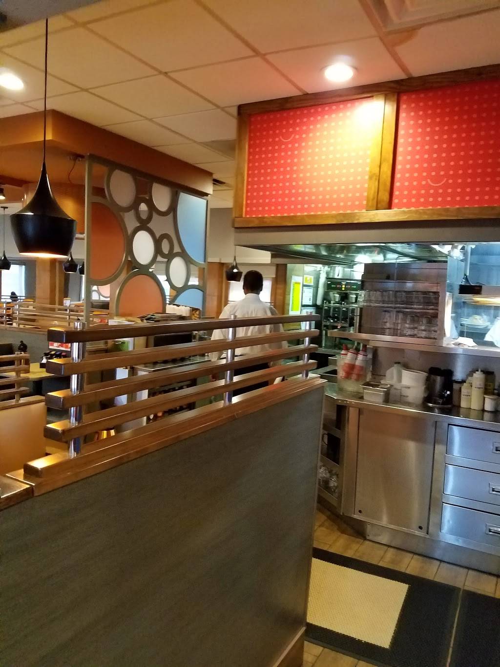 IHOP | restaurant | 17019 Hillside Avenue, Jamaica, NY 11432, USA | 7185234561 OR +1 718-523-4561