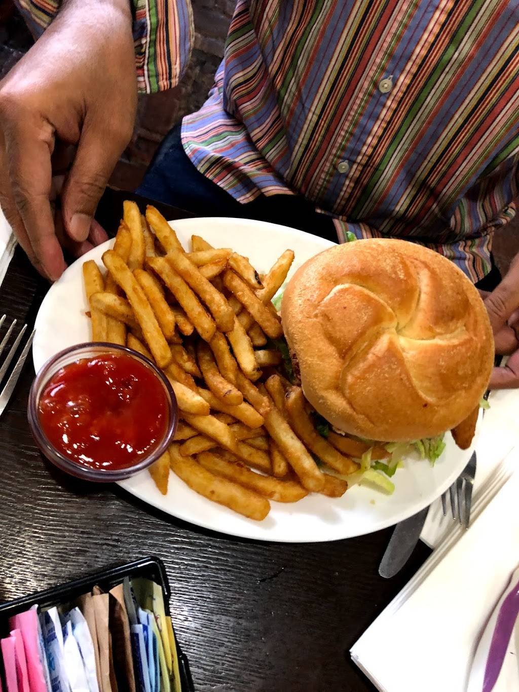 The Chefs Corner Cafe | meal takeaway | 95 Mineola Blvd, Mineola, NY 11501, USA | 5167421856 OR +1 516-742-1856