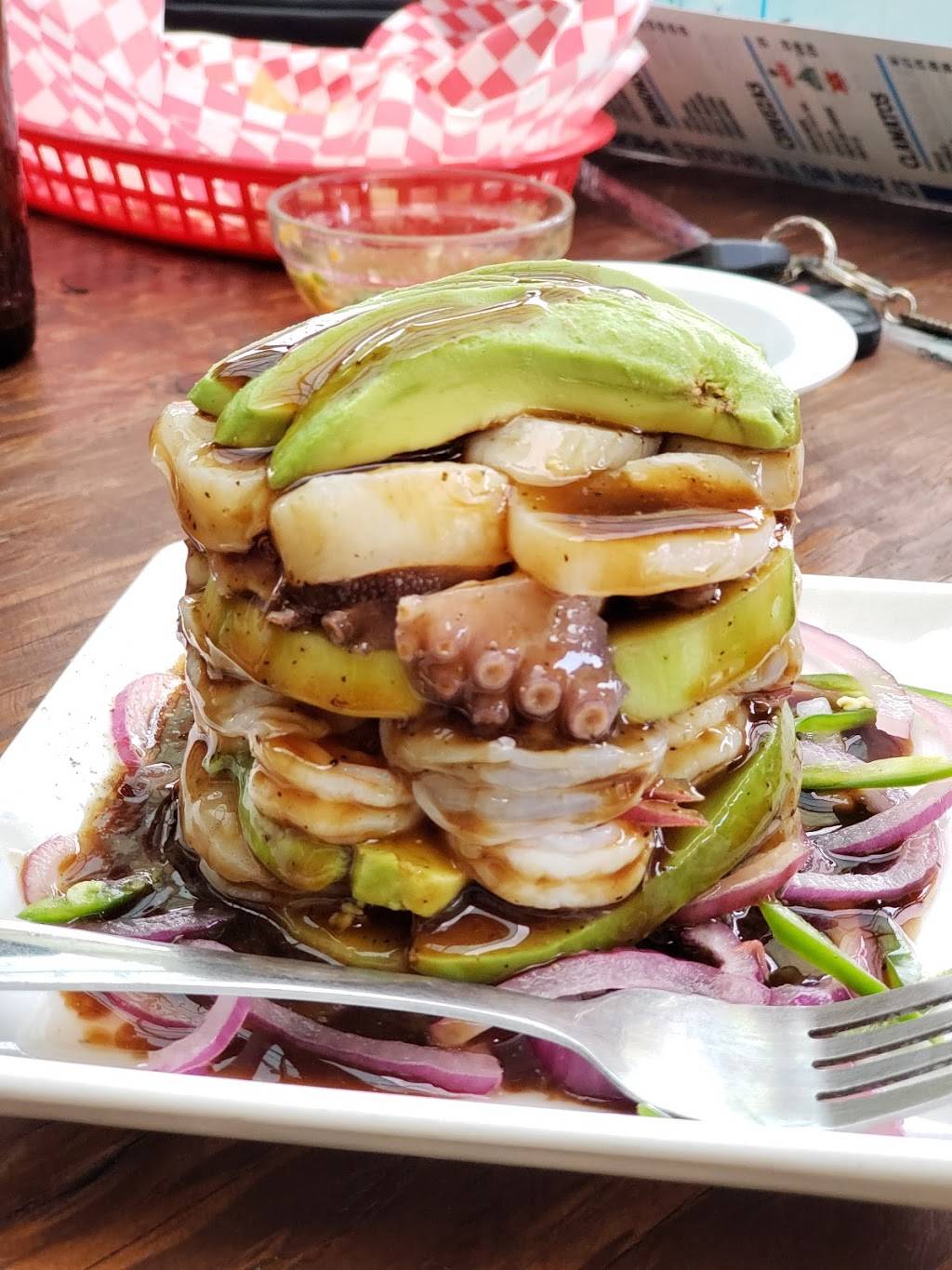 Mariscos La Vikinga | restaurant | Blvd. Benito Juárez 105-8, Hacienda Floresta del Mar, 22703 Rosarito, B.C., Mexico | 016611206627 OR +52 661 120 6627