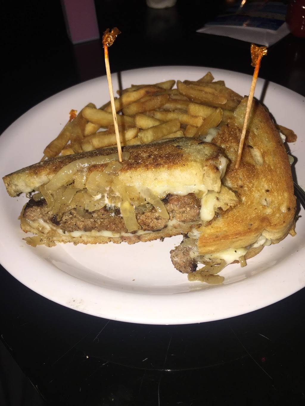 BBs Bar & Grill | restaurant | 1403 W Boynton Beach Blvd # 20, Boynton Beach, FL 33426, USA | 5617380678 OR +1 561-738-0678