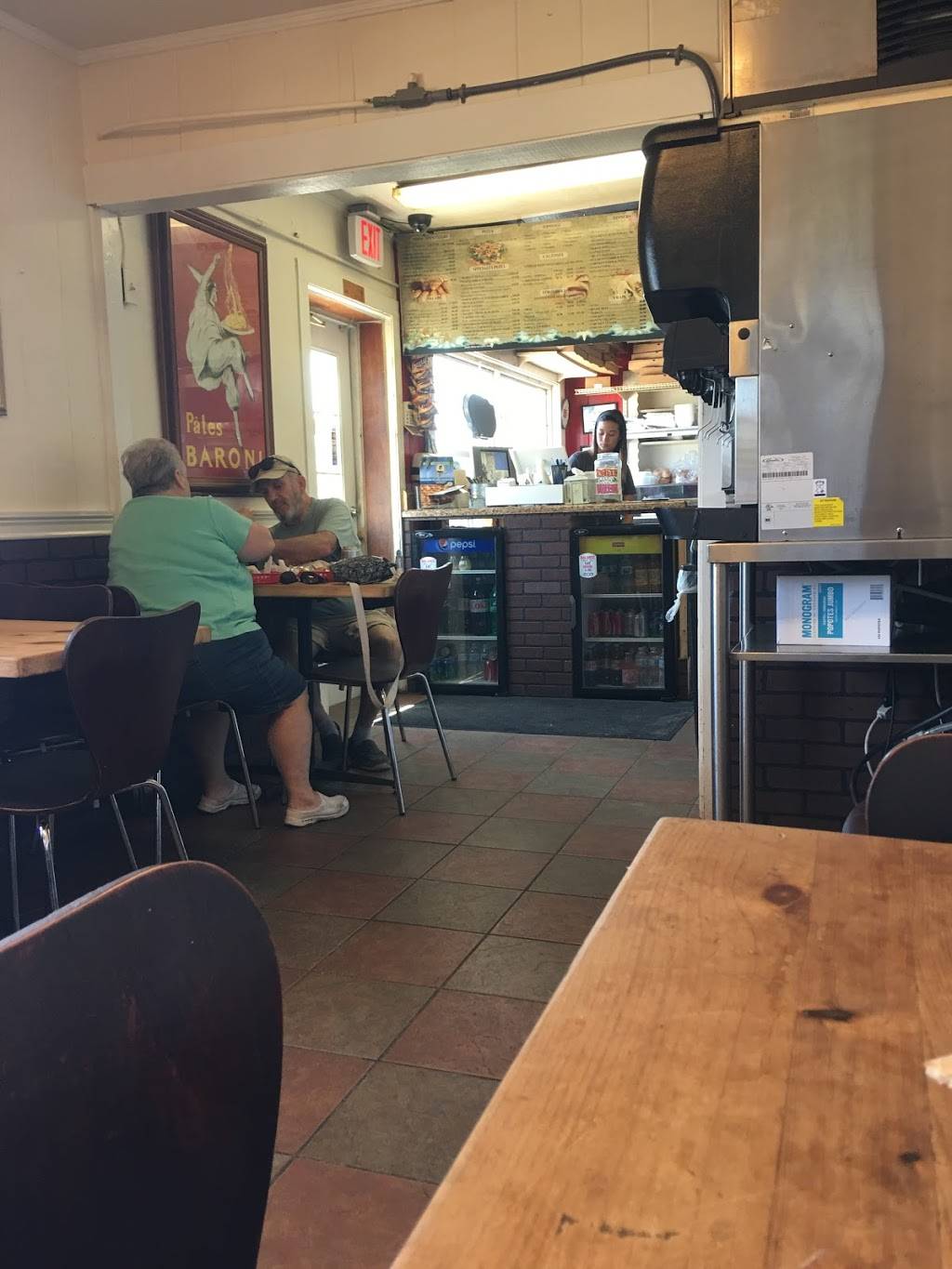 South Beach Pizzeria | meal delivery | 1621 Ocean Dr, Vero Beach, FL 32963, USA | 7722311110 OR +1 772-231-1110